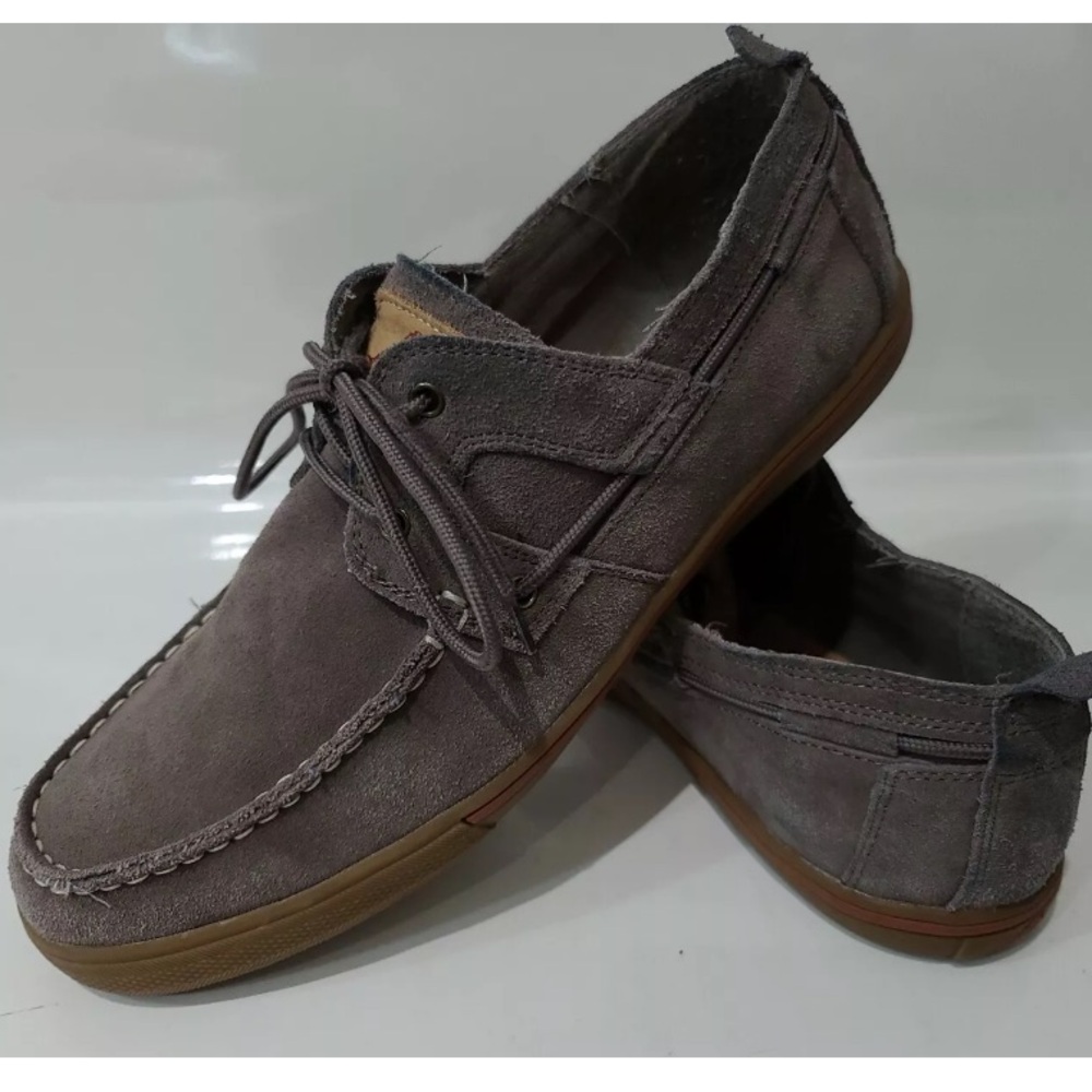 TOMMY BAHAMA 'Calderon' Beige Slip On Deck/Boat Shoes Casual Mens Size 12 Suede